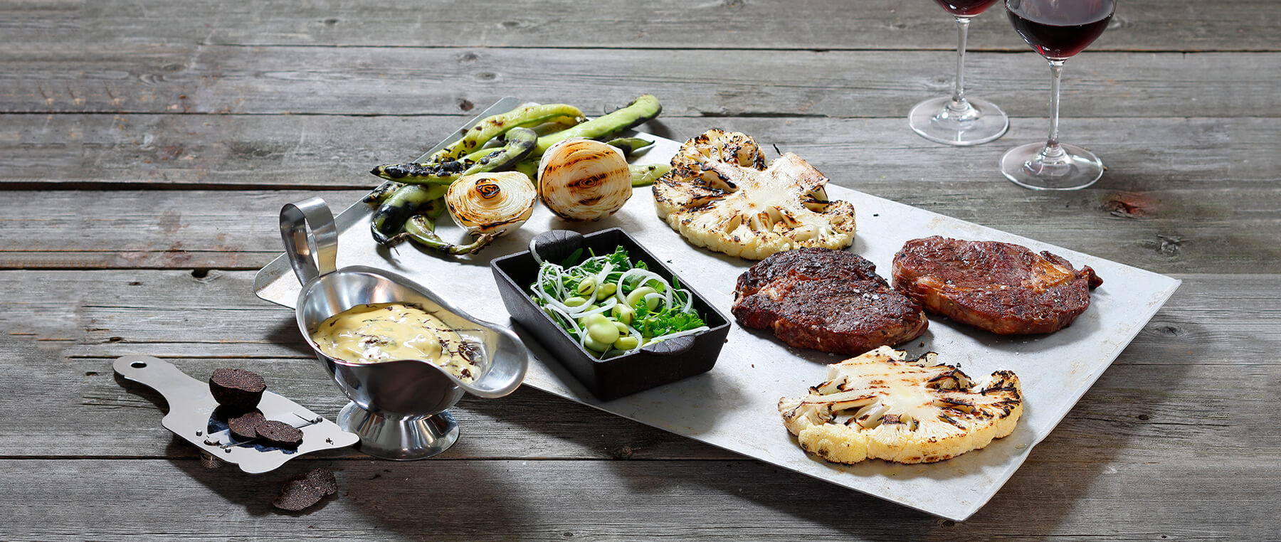 Grillad entrecôte och blomkål med tryffelbearnaise