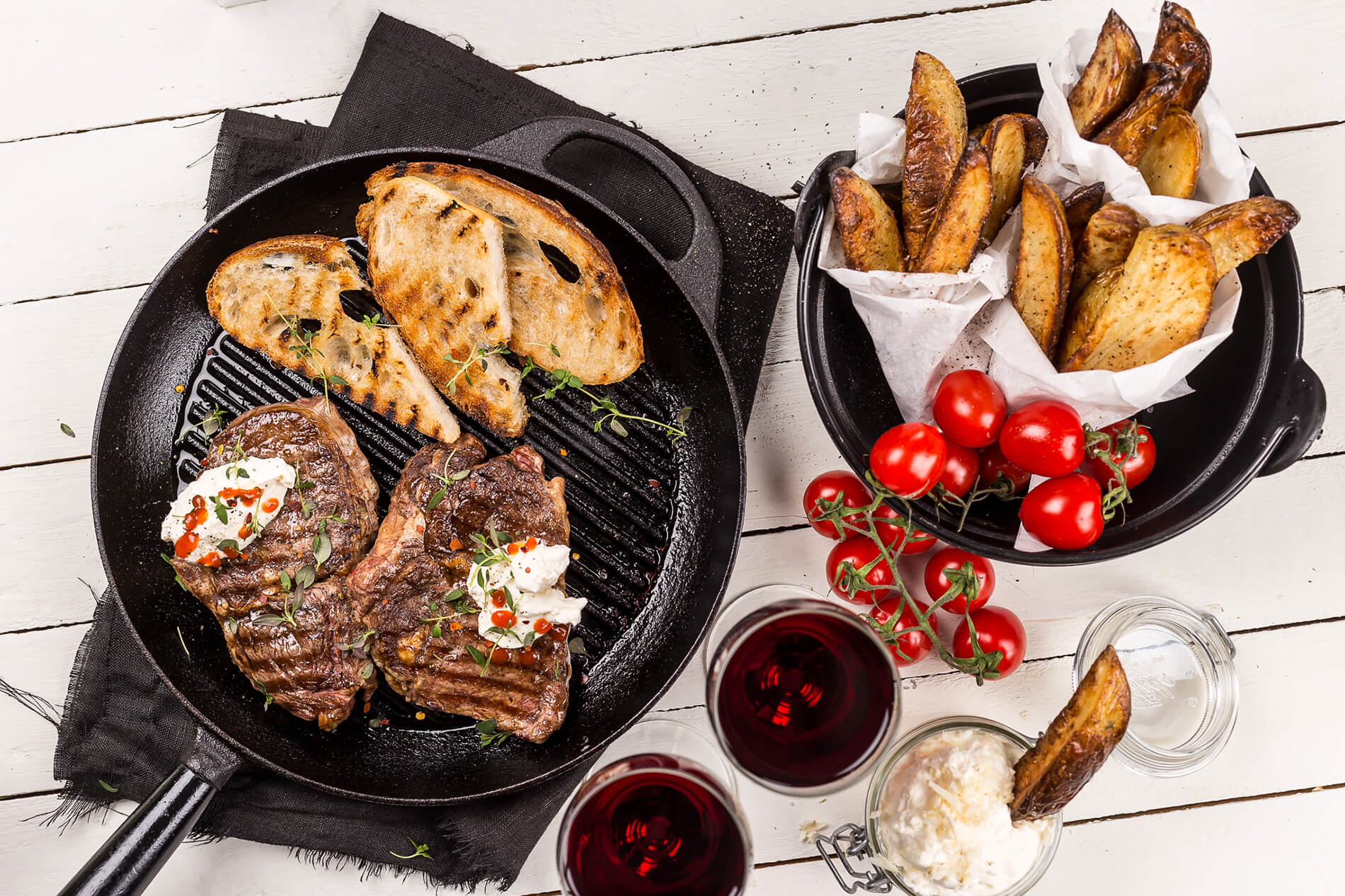 Grillad entrecôte med pepparrotscrème