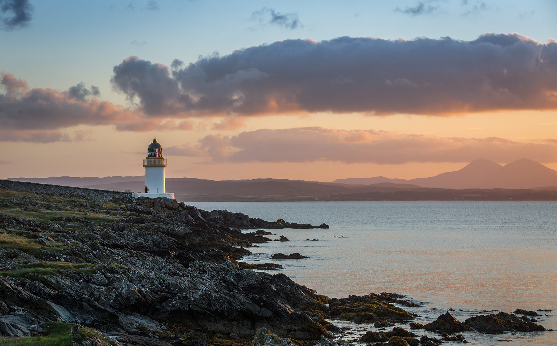 vy över port charlotte på ön islay