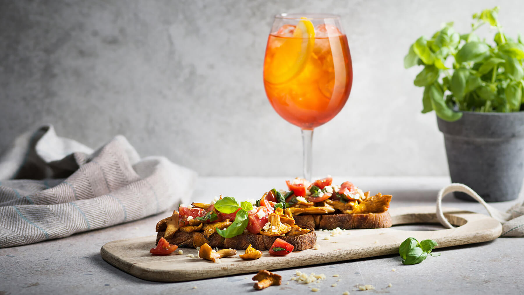 kantarellmacka med aperol spritz