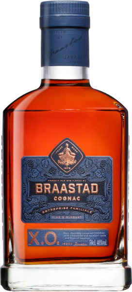 en flaska cognac braastad xo
