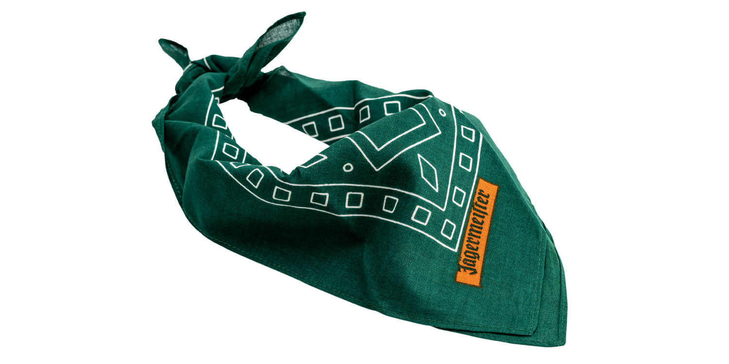 en halsduk med jägermeister