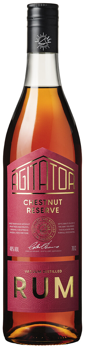 en flaska brun sprit med rom och brun etikett